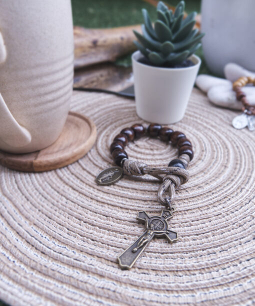 Wood of the Cross: Dark Brown